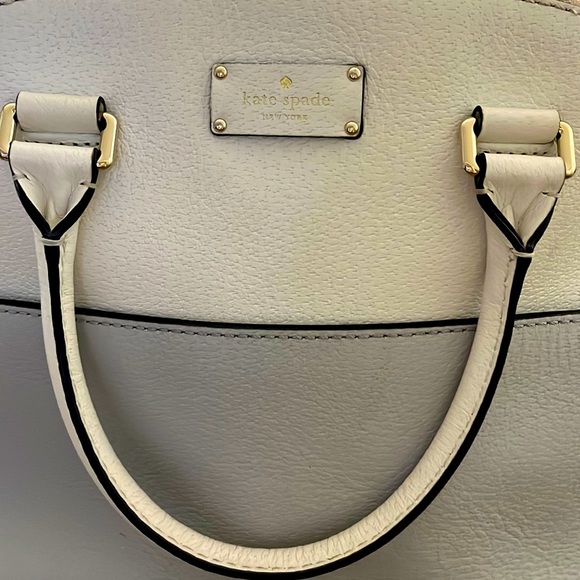 Beautiful Classic Kate Spade Sadie Dome Leather Crossbody Satchel Purse - Picture 2 of 8